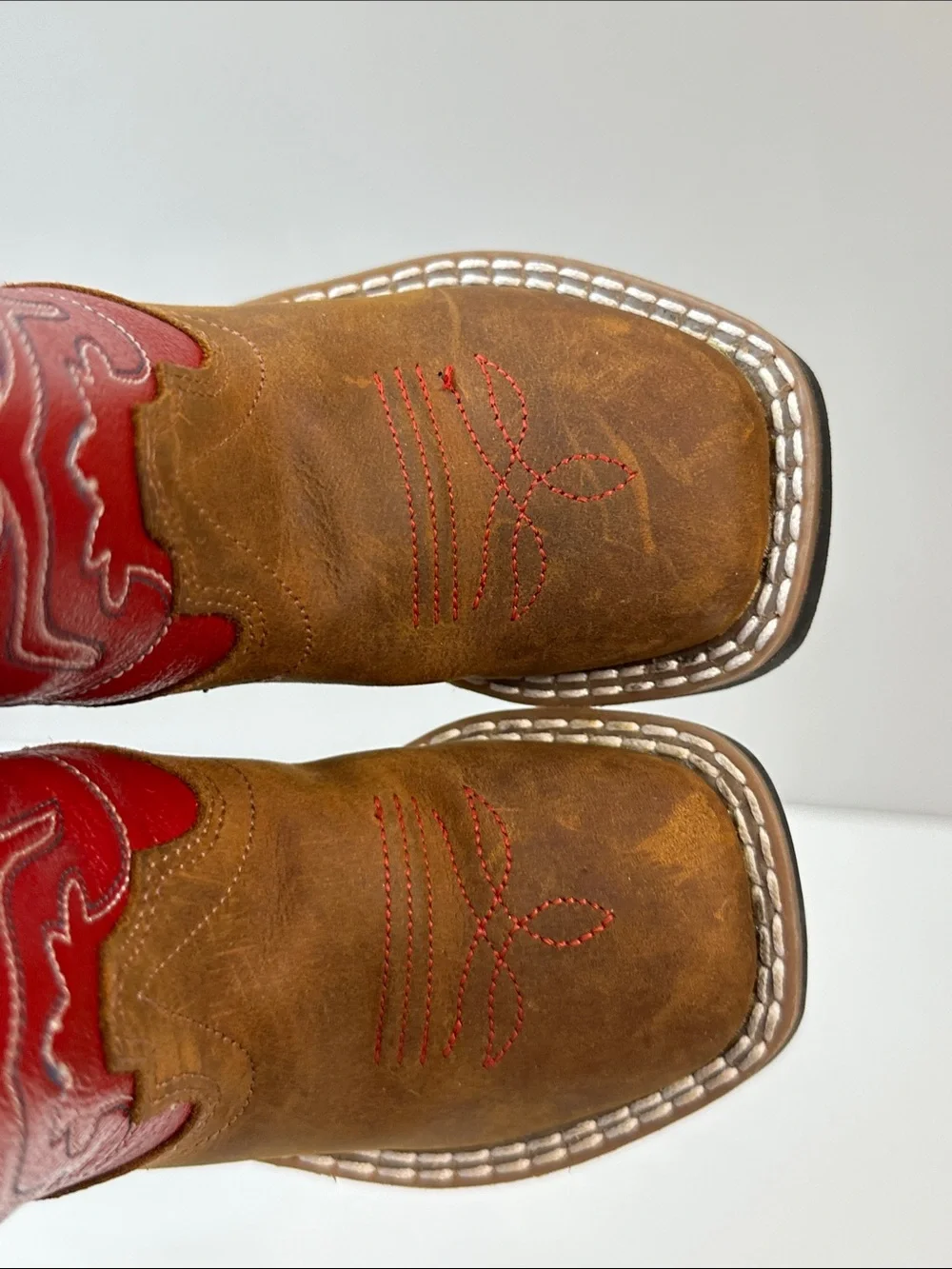 Old West Red Kids Distress Leather Broad Square Toe Cowboy Boots Size 4 Western